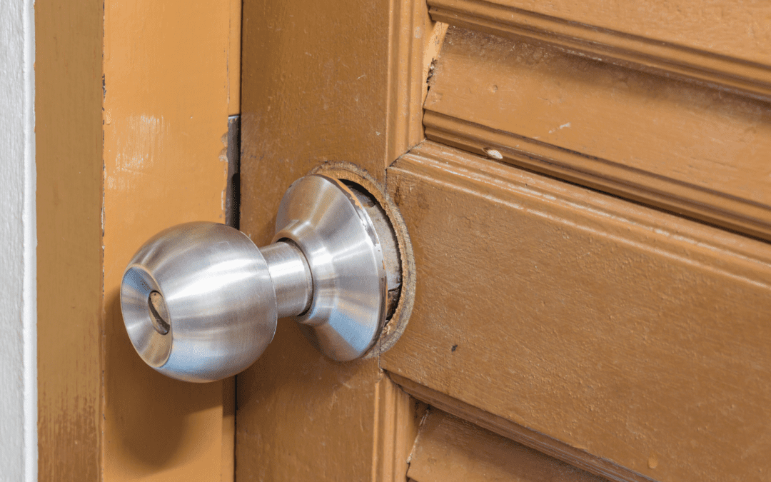 4 Signs You Need to Replace Your Door Locks