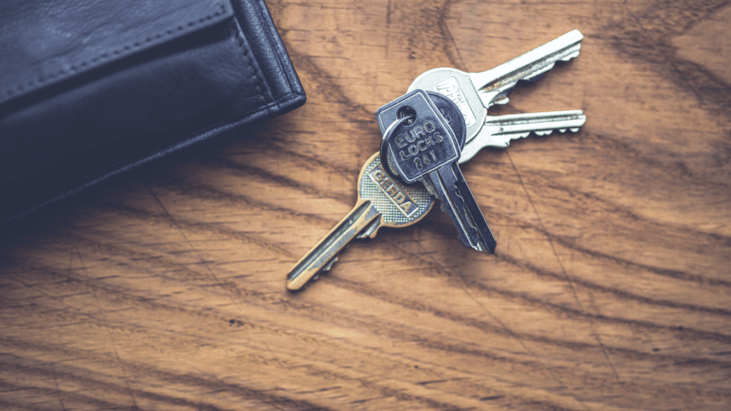 traditional key | Can a Locksmith Make a Car Key?