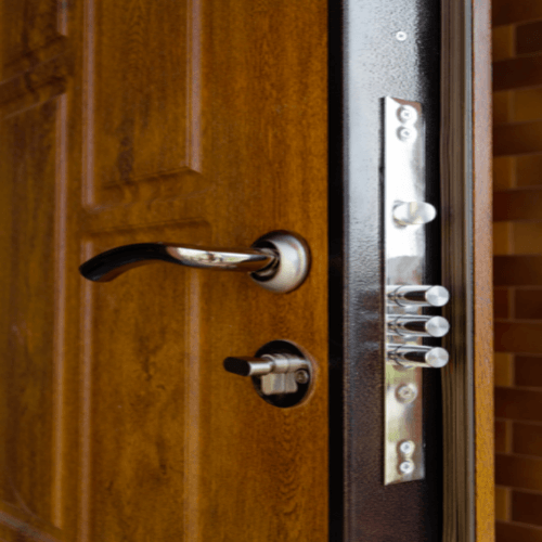4 Ways To Enhance Your Interior Design with Decorative Lock Installations